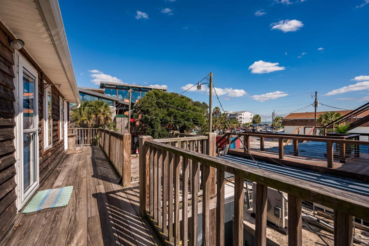The Folly Feeling 1 Block To Beach Folly Beach Exterior photo