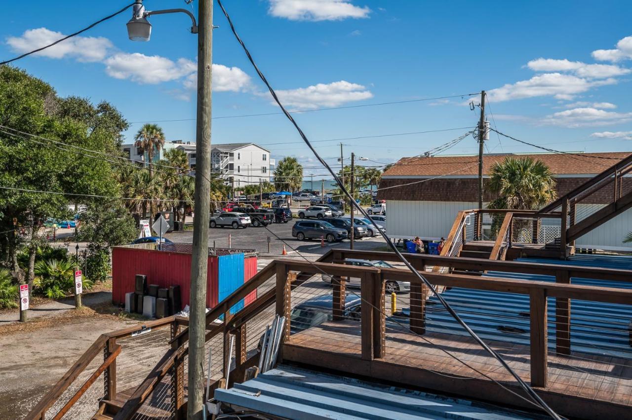 The Folly Feeling 1 Block To Beach Folly Beach Exterior photo