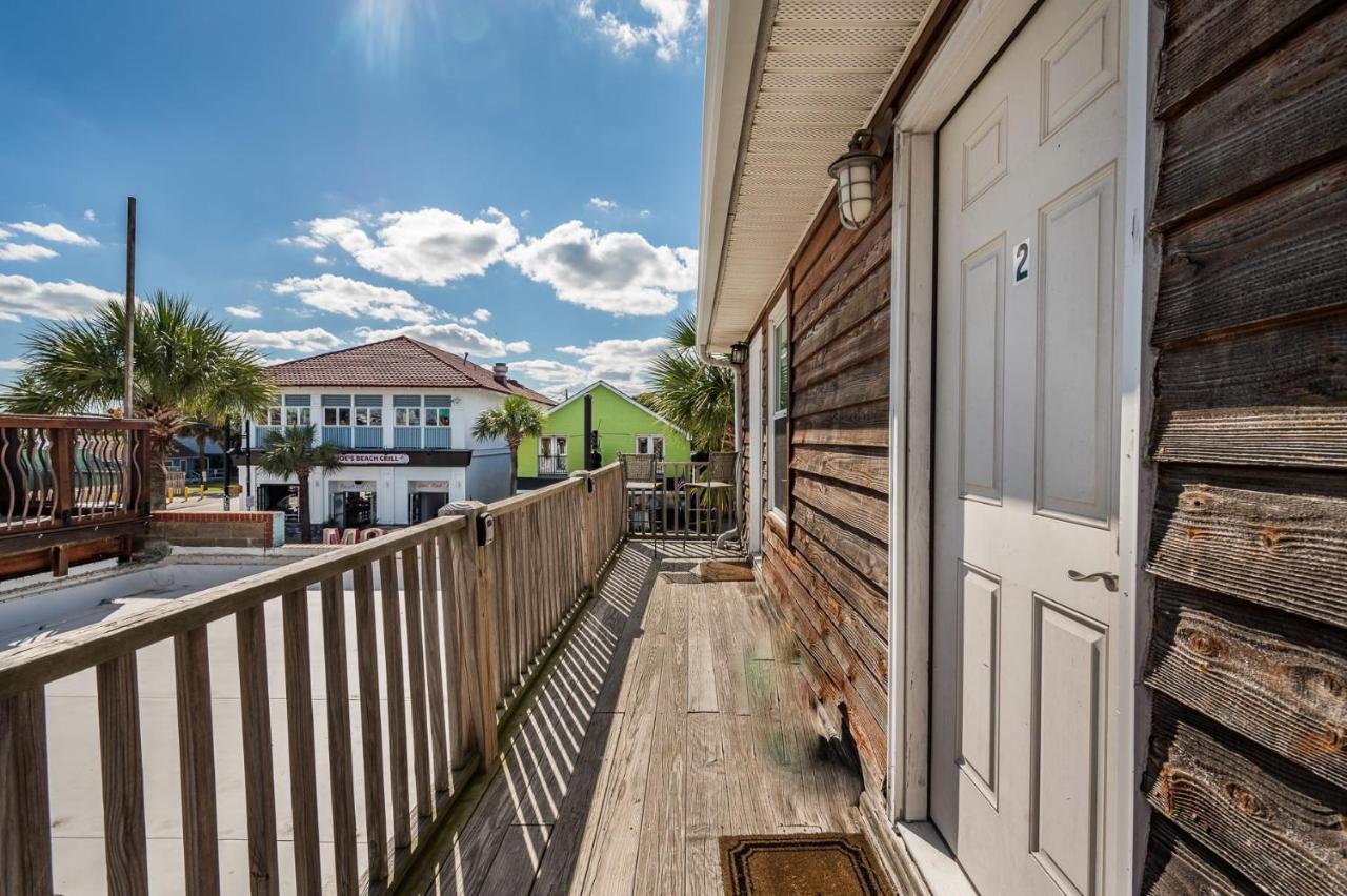 The Folly Feeling 1 Block To Beach Folly Beach Exterior photo